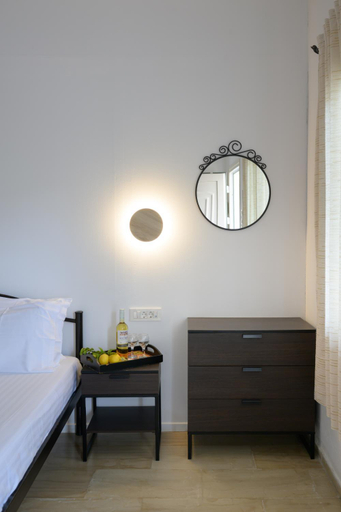 Bedroom 2, Milto's Studios, Epirus