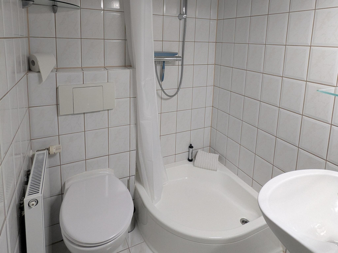 Bathroom 2, Charmanter Bungalow in Neubukow nahe der Ostsee, Rostock