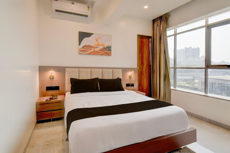 Room 3, POP 84260d Hotel City Centre, Pune