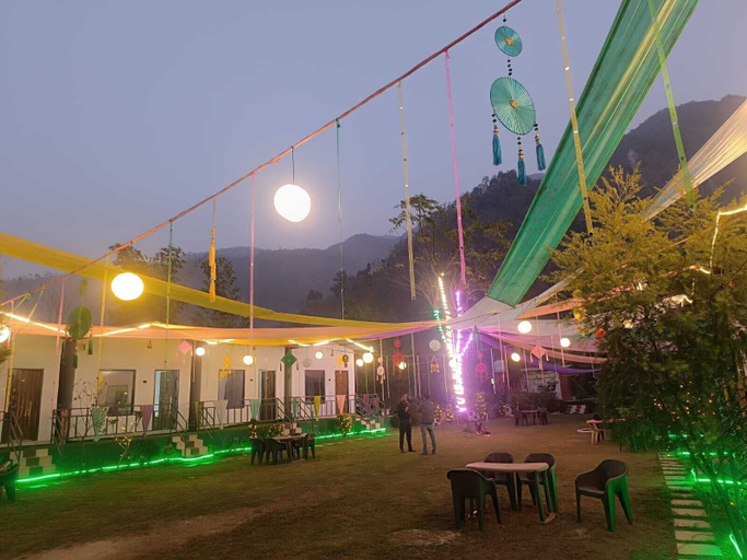Outdoor dining 3, Velvet Valley Resort, Garhwal