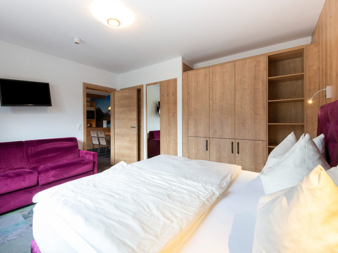 Bedroom 2, Apartment in Wald Near Zillertal Arena, Zell am See