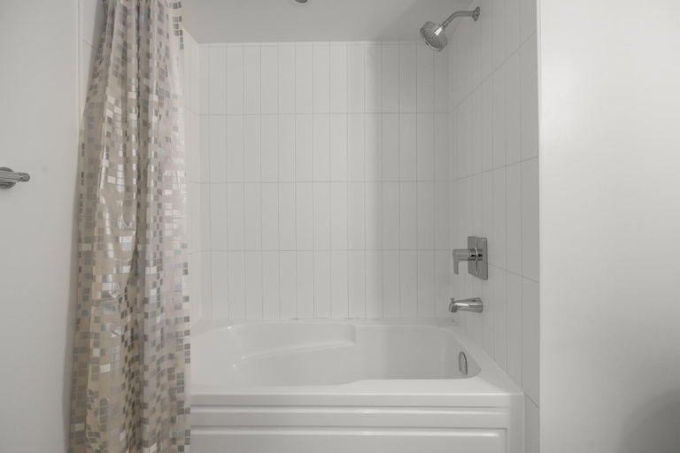 Bathroom 5, Downtown Central Boutique Suites, Toronto