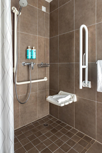 Bathroom 5, Novotel Lugano Paradiso, Lugano