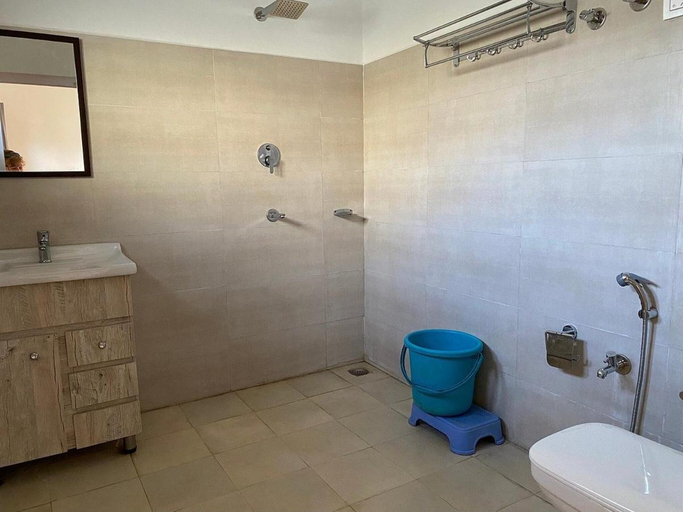 Bathroom, AO Guest House, Leh