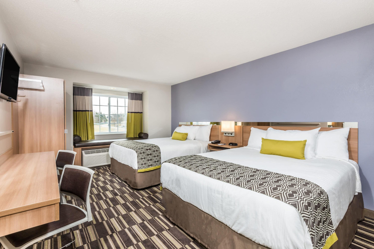 Bedroom 3, Microtel Inn & Suites By Wyndham Beaver Falls, Beaver