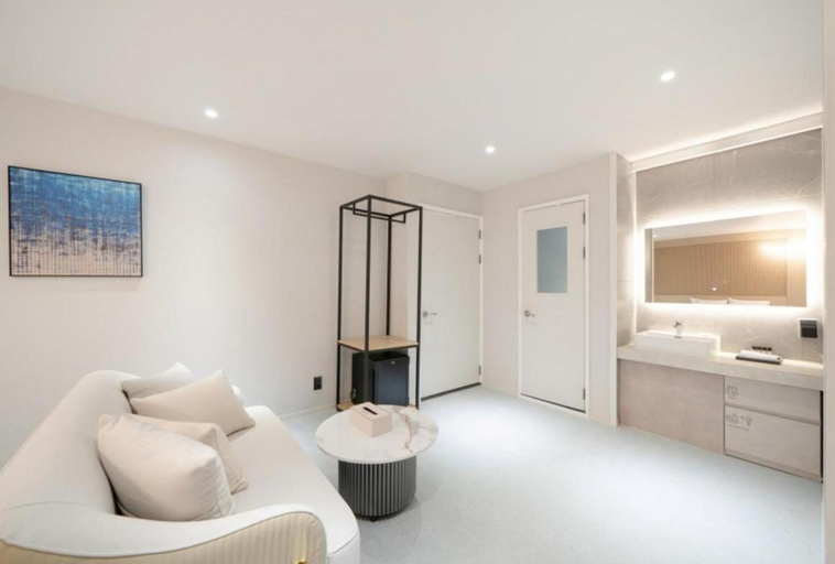 5, Groove Hotel, Jeonju