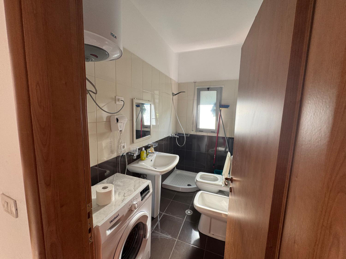 Bathroom, Julia Apartments, Vlorës