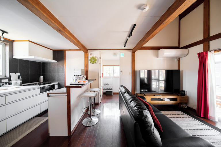 Others 1, Hanna's House Hakuba, Hakuba