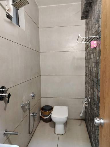 Bathroom 4, HOTEL SHAHI PALACE, Morbi