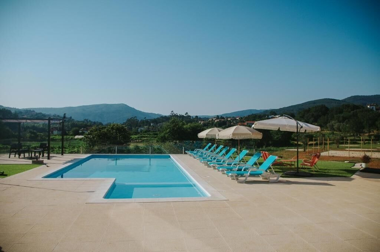 Outdoor pool, Sandoco House Golf Adventure, Ponte de Lima