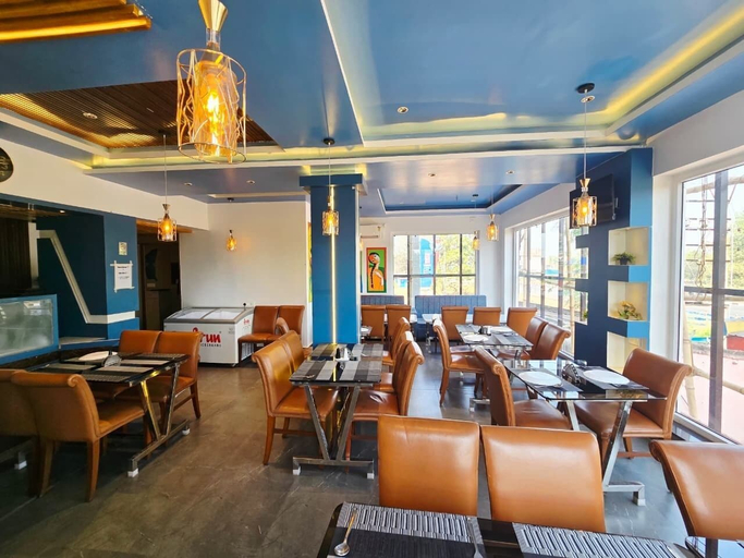 Dining 5, Motel Oracle, Pashchim Medinipur