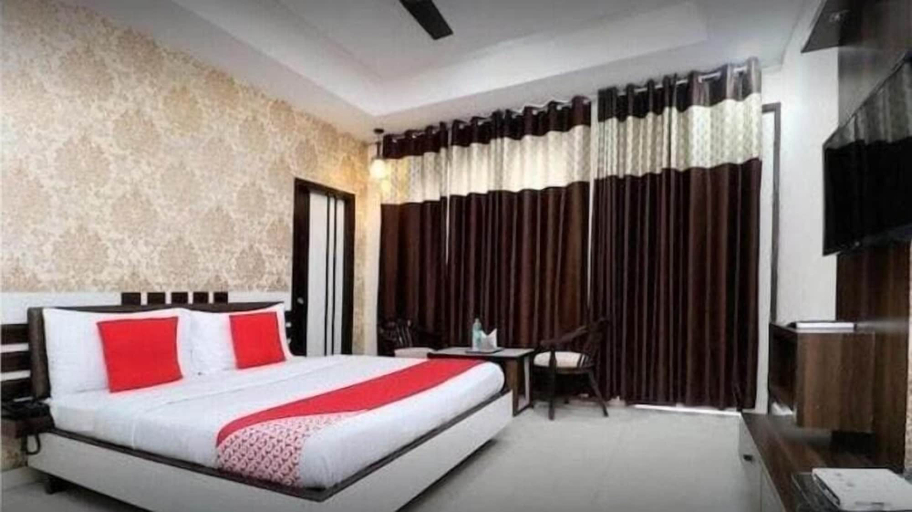 Room 5, Mukund vinod garden, Mathura