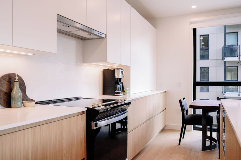 Private kitchen 5, The Recovery Room by Revelstoke Vacations, Columbia-Shuswap