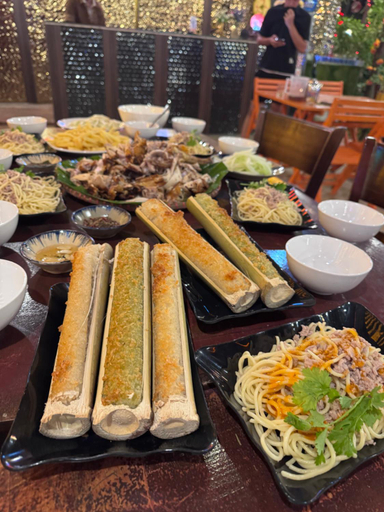 Food & Drinks 2, Đong Giang Sky Villa, Đông Giang