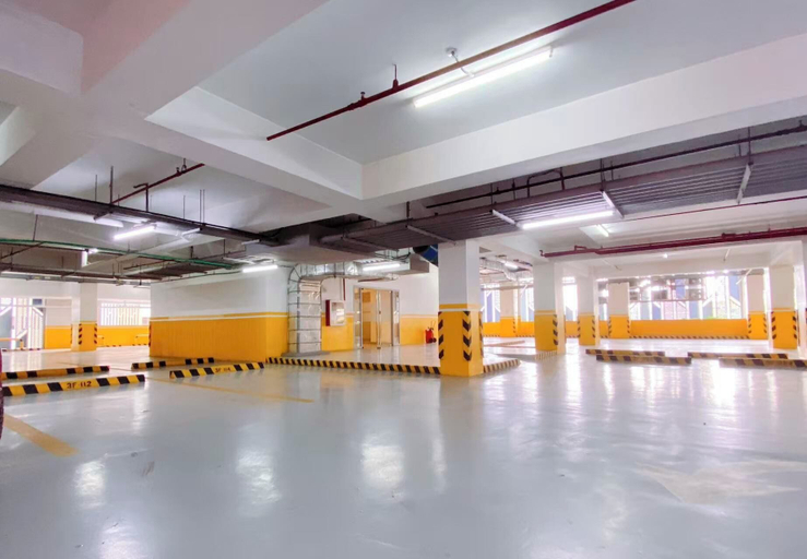 Accessible parking 3, Oceanview with Balcony Airport Okada, Parañaque