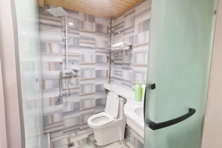 Bathroom 5, Suzhou Jiale Hotel, Suzhou