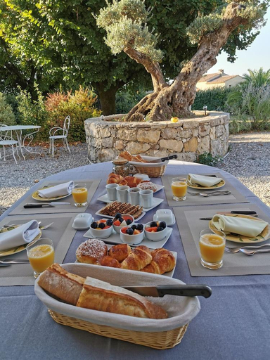 Food & Drinks 5, L'Escale Provençale, Var