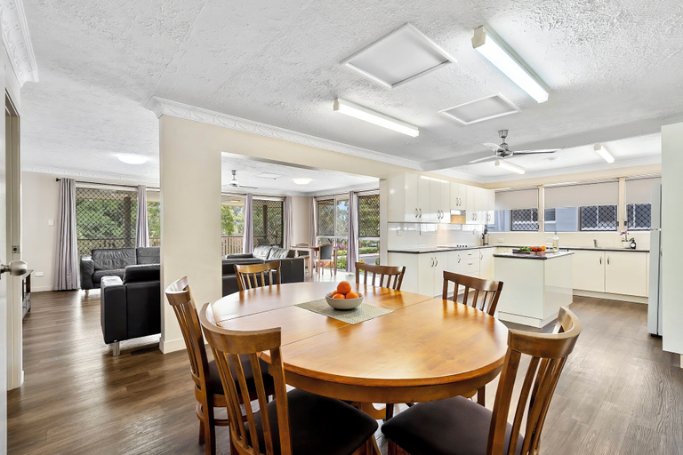 Food & Drinks 5, Cityville Apartments & Motel, Rockhampton
