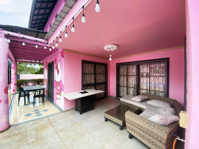 Others 5, Kitty Wonderland Lot 2950, Alor Gajah