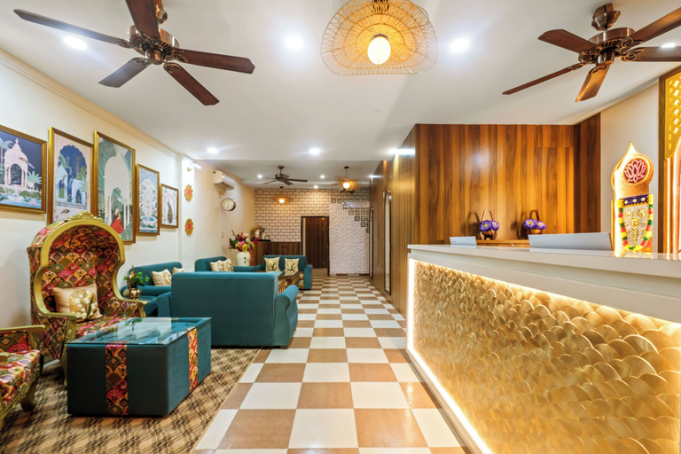 Lobby 3, The Neeraj Ganga Rani Mahal, Garhwal