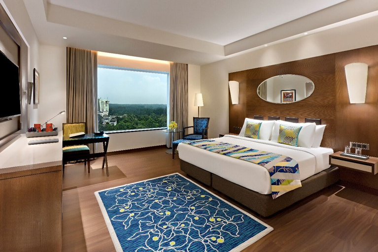 Room 3, Fortune Select OMR Chennai, Kancheepuram