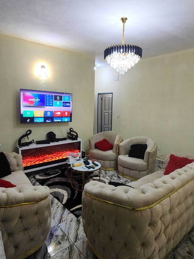 Interior 4, khalifa luxury guest house mbalgong, Mefou et Akono