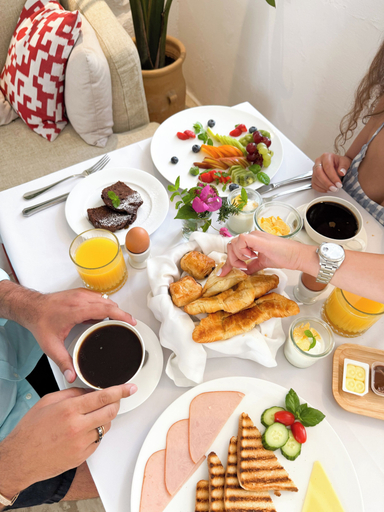 Food & Drinks 5, 23 Hotel Mykonos, South Aegean