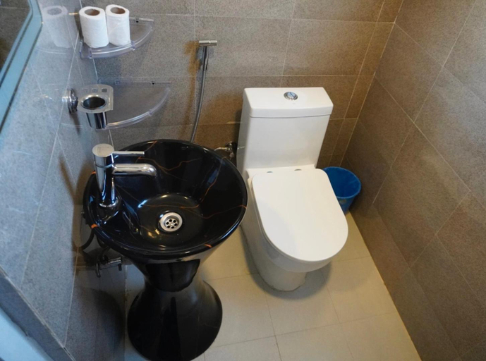 Bathroom, Yog Hostel- Best Social Backpacker Hostel in Thamel -Rooftop-Capsule Bunks AC, Bagmati