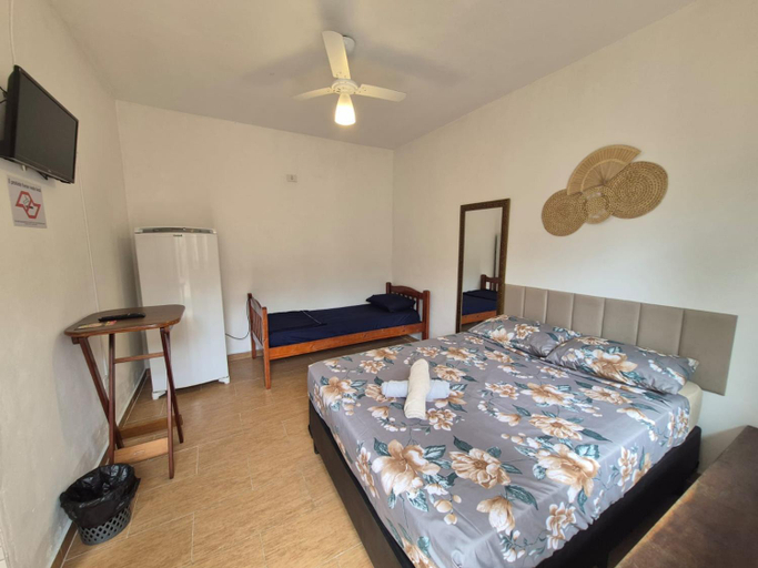 Bedroom 2, Hospedagem Economica Flor de Maria II, Caraguatatuba