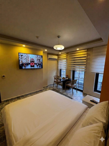 Others 2, The Red Tent Grand Suites, Beyoğlu