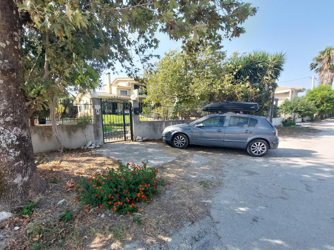 Others 5, Villa Alexandra Rio Patra, West Greece
