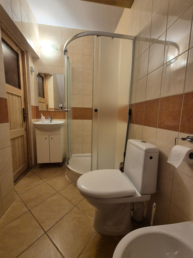 Bathroom 2, Widok, Lesko