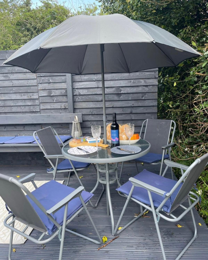 Others 4, The Hundleby Inn, Lincolnshire