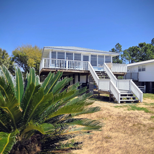 Primary image, Sunset Sanctuary, Baldwin
