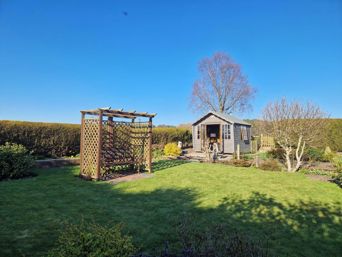 Property grounds 2, 2 Newmill, Perthshire and Kinross