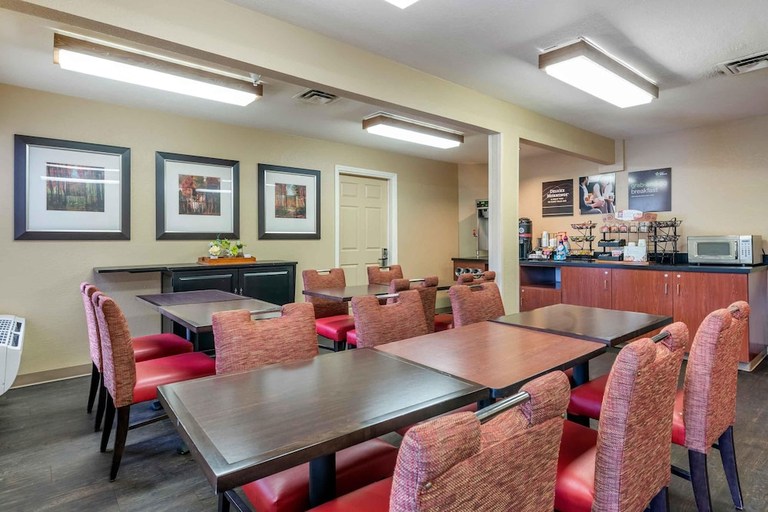 Food & Drinks 4, Studio 6 Suites Jacksonville Deerwood Park FL, Duval