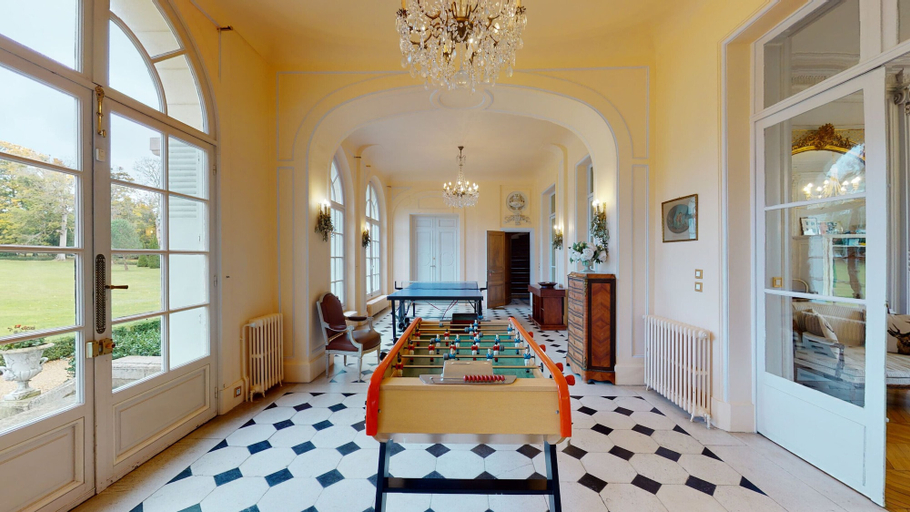 Others 5, Le Château du Boulay Morin, Eure