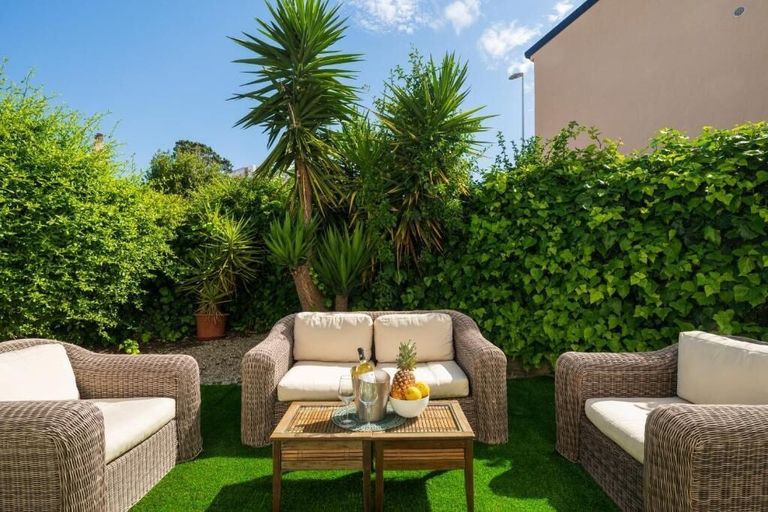 Property grounds 3, Sardinian Pearl Retreat-Beach House, Cagliari