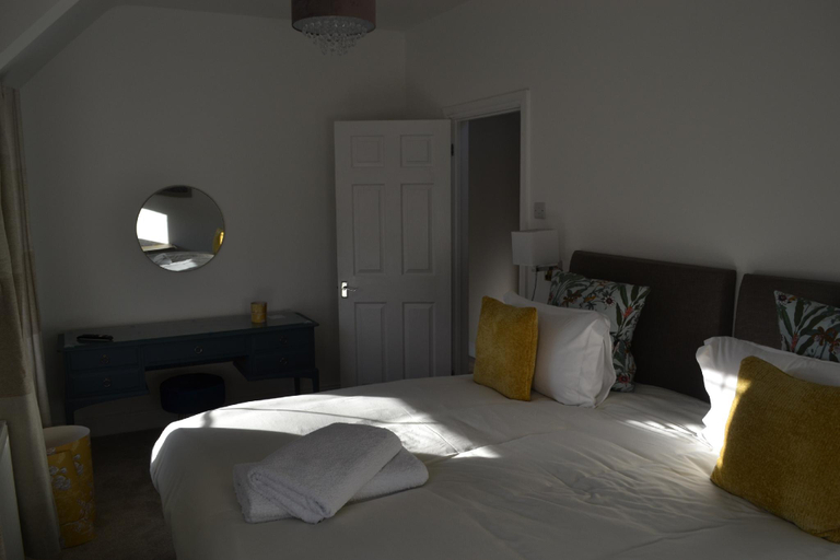 Bedroom 2, Frinton Escapes - The Cottage, Essex