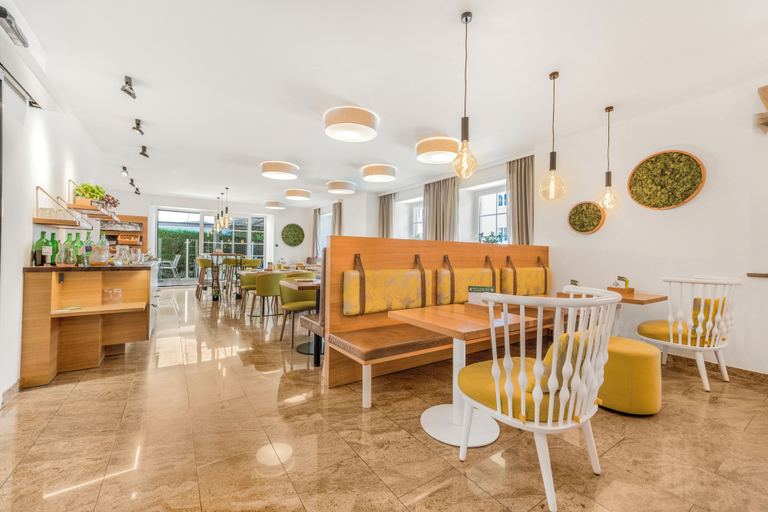 Food & Drinks 4, Holiday Apartments by Das Grüne Hotel zur Post, Salzburg