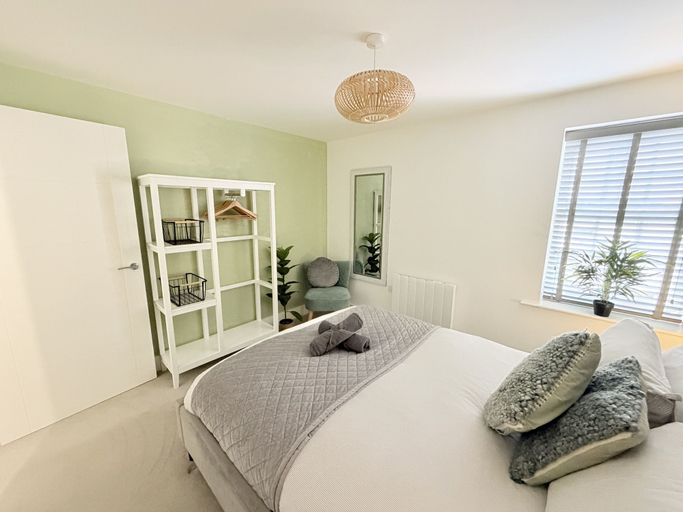 Bedroom 2, The Courtyard, Southampton