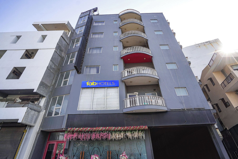 Exterior & Views 2, Fabhotel Royale 49, Gautam Buddha Nagar