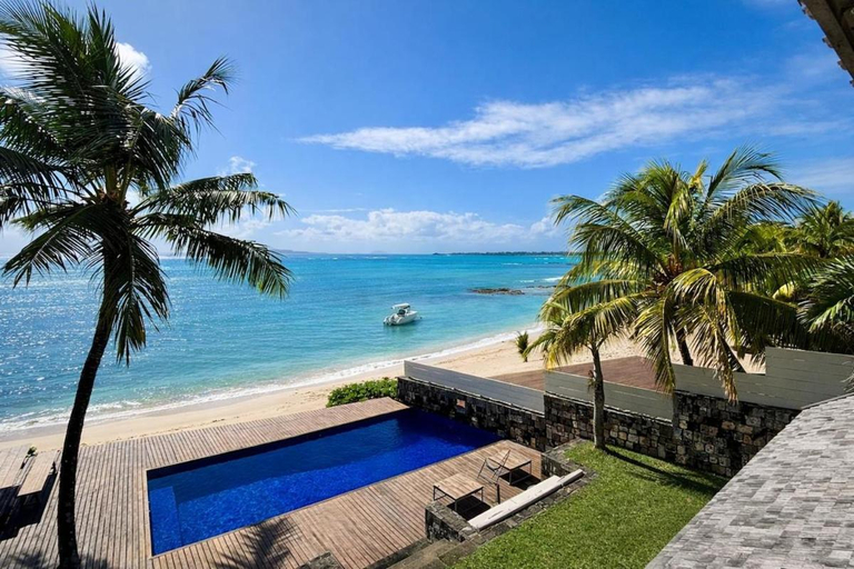 Sport & Beauty 2, VILLA PIEDS DANS L'EAU - GRAND BAIE