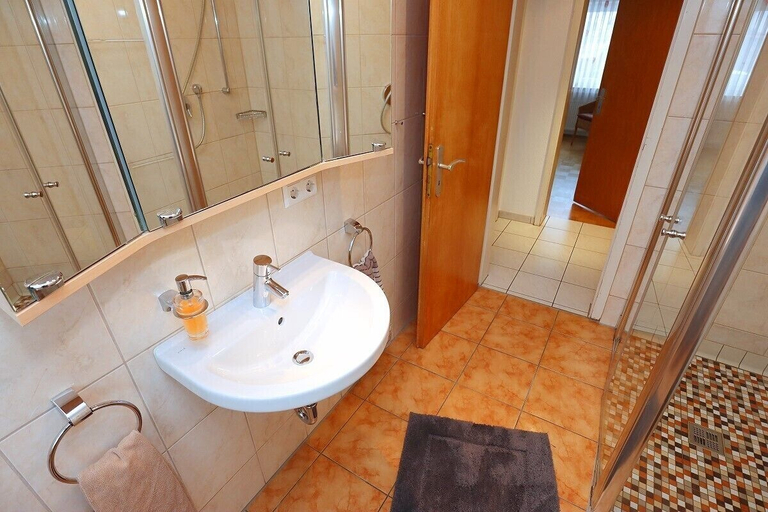 Bathroom 3, Erdgeschoßwohnung 85qm, Schwarzwald-Baar-Kreis