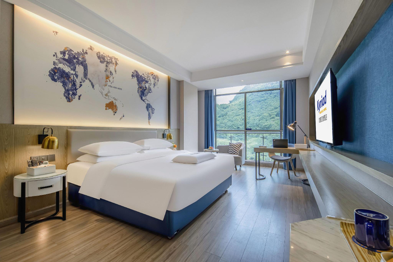 Bedroom 2, Kyriad Marvelous Hotel Hezhou Wanda Plaza, Hezhou