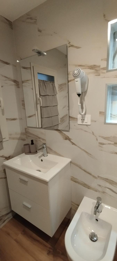 Bathroom 2, Home Sweet Home, Bari