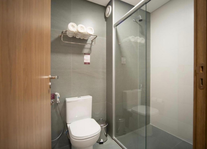 Bathroom, Laghetto Golden Resort, Gramado