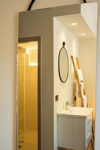 Bathroom 5, Casa Garden, South Aegean
