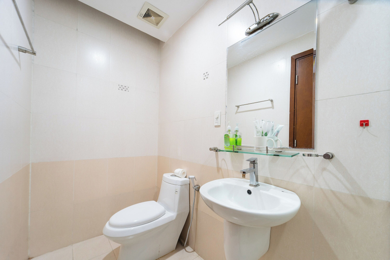 Bathroom 3, BMC BUILDING, District 1