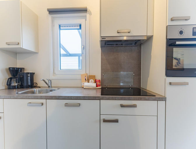 Private kitchen 4, Bright Beachside Base in Burgh-haamstede, Schouwen-Duiveland